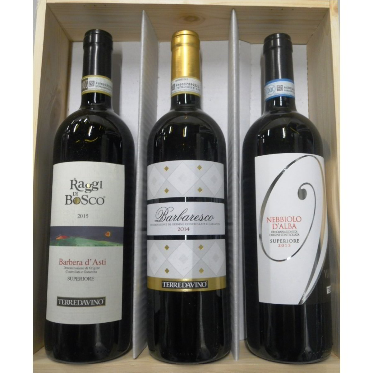Confezione regalo vino rosso in cassa di legno TERREDAVINO 3 X 750 ML - Coop  Shop